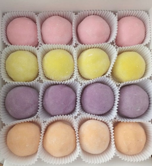 Conjunto de Mochi de fresa y mango